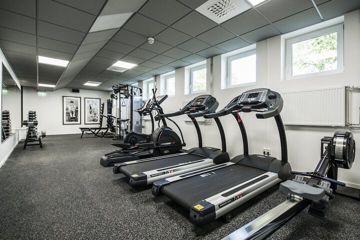 Health and Fitness 10 of 32