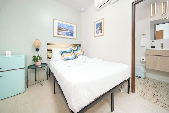Room 5 of 21