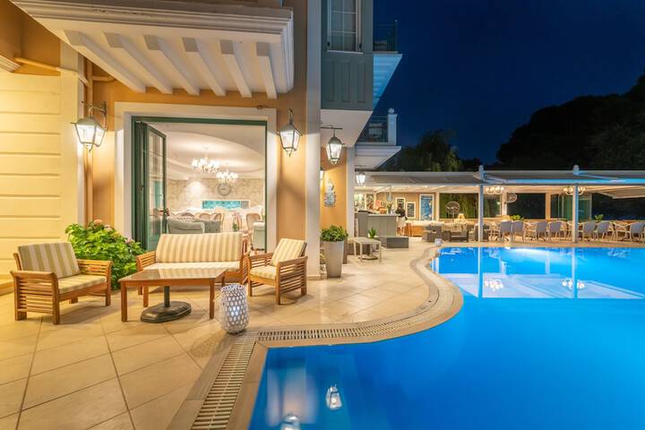 Pool 17 of 26