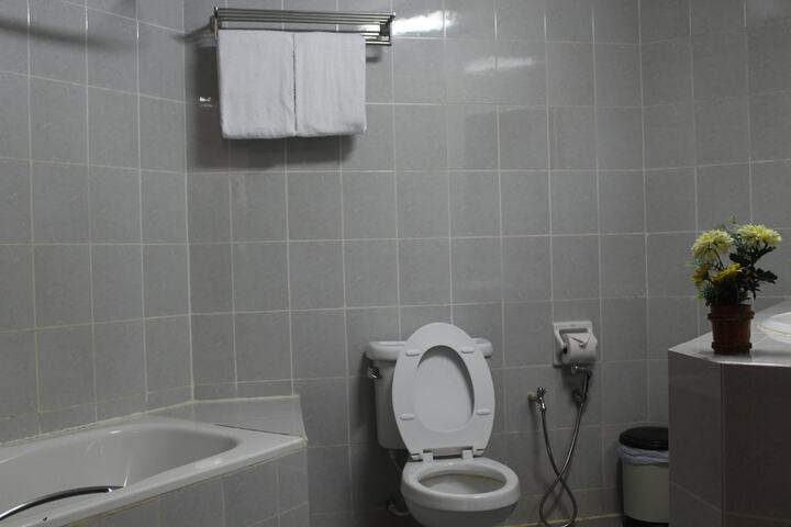 Room 19 of 41