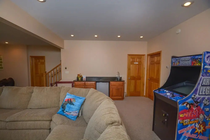 Room 12 of 26