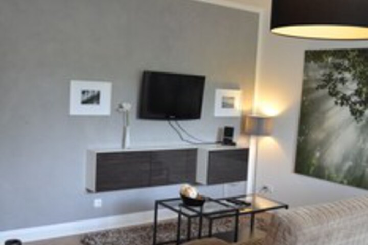 Room 45 of 177