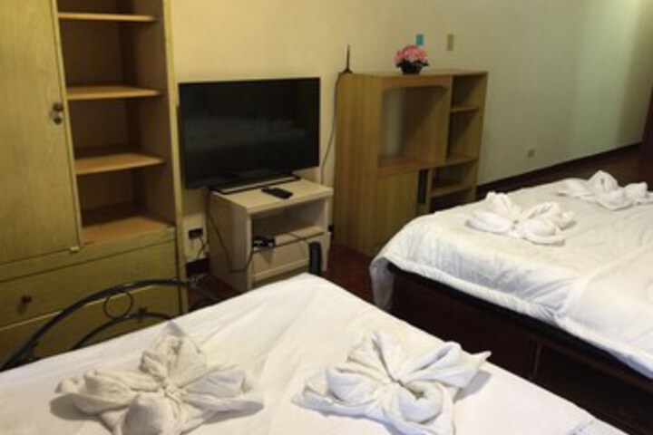 Room 74 of 103