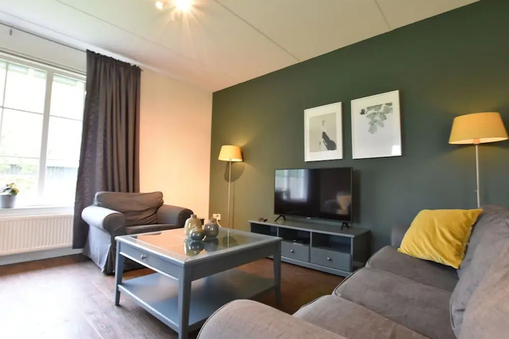 Room 2 of 13