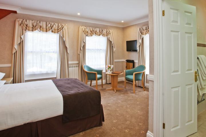 Room 8 of 23