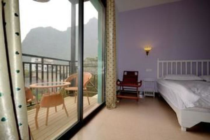 Room 16 of 31