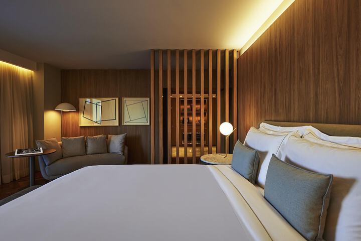 Room 35 of 175