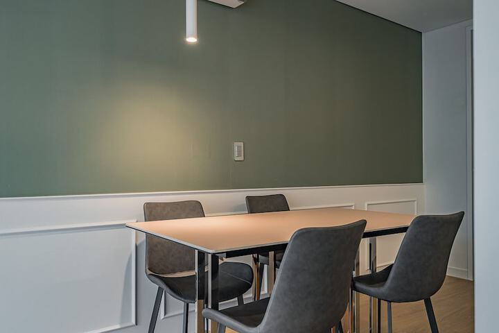 Room 41 of 144