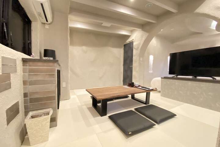 Room 9 of 51