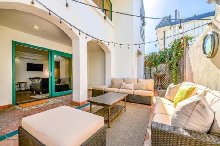 #459 Sea Lane Sand Dollar Four Bedroom Holiday Home in San Diego, CA