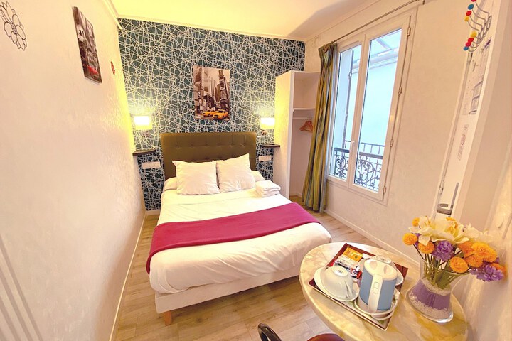 Room 6 of 56