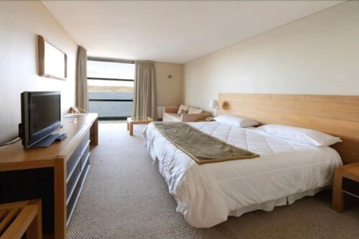 Room 12 of 41