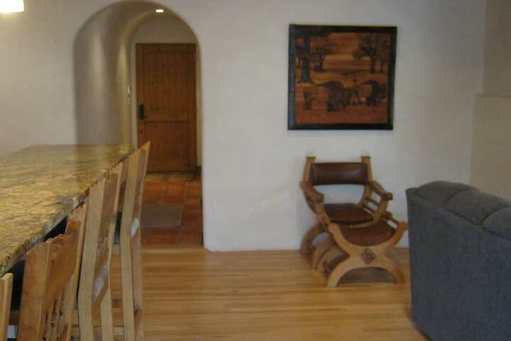 Room 33 of 100