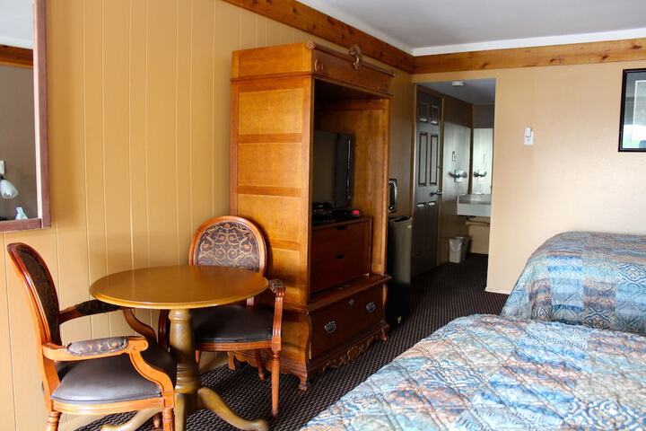 Room 3 of 11