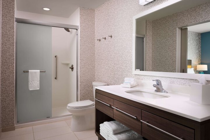 Bathroom shower