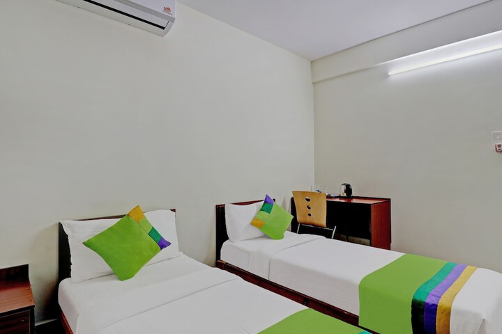 Room 19 of 39