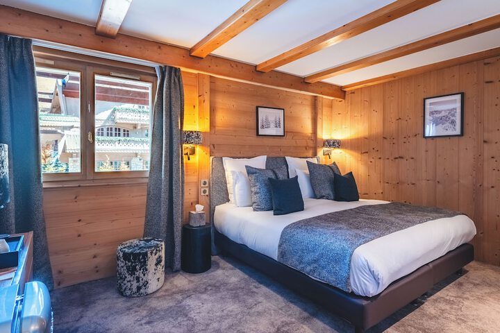 Room 46 of 250