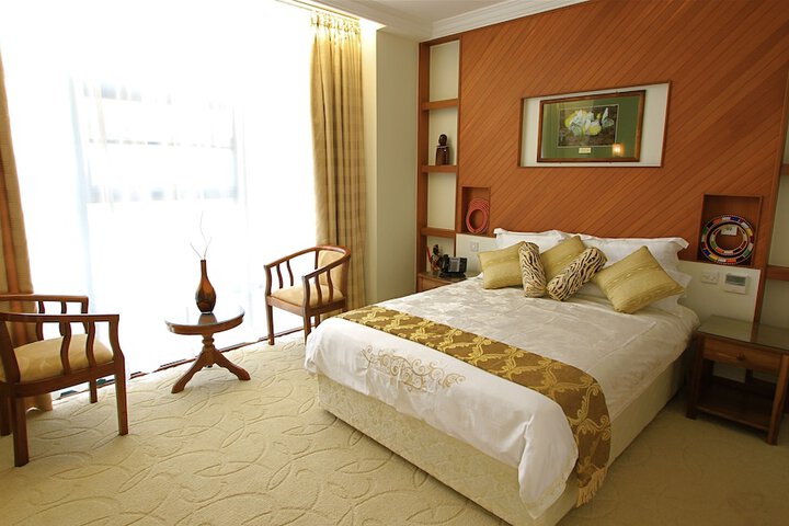 Room 7 of 35