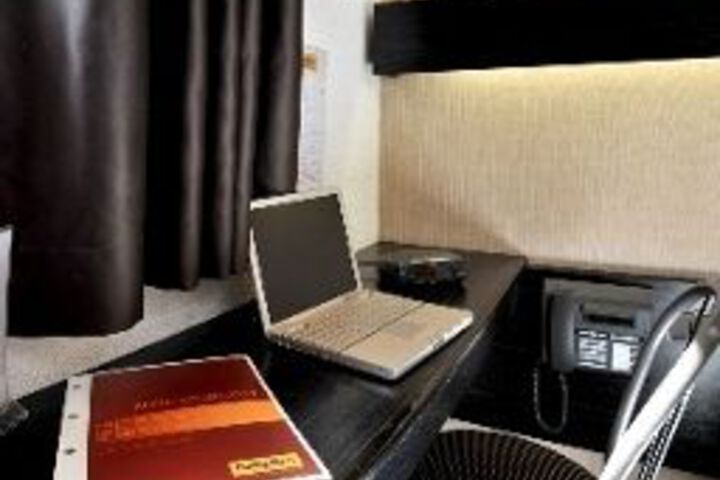 Photo 7
