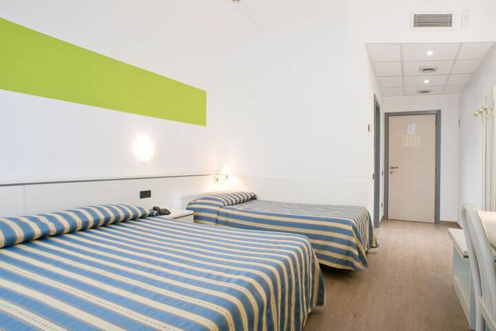 Room 45 of 86