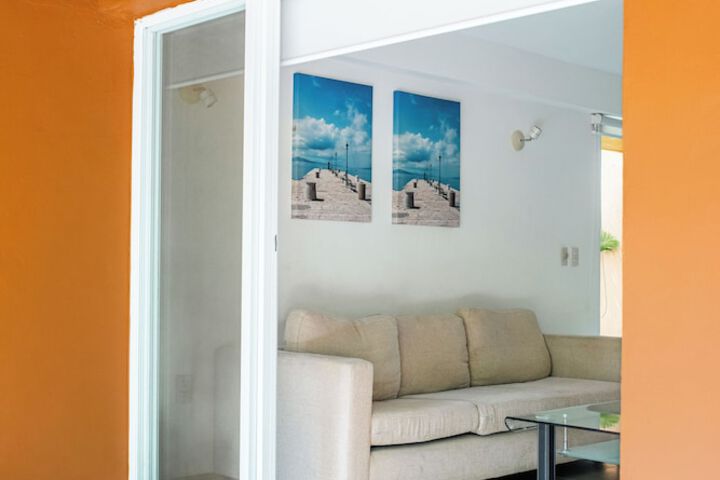 Room 26 of 64