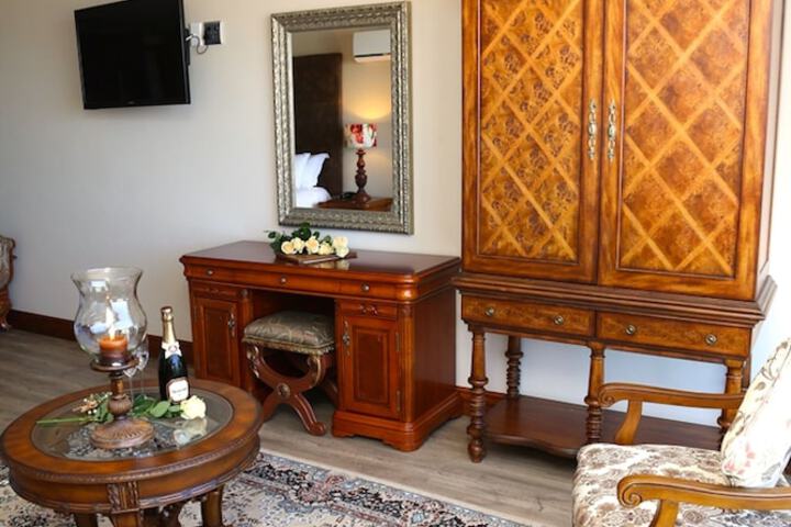 Room 55 of 148