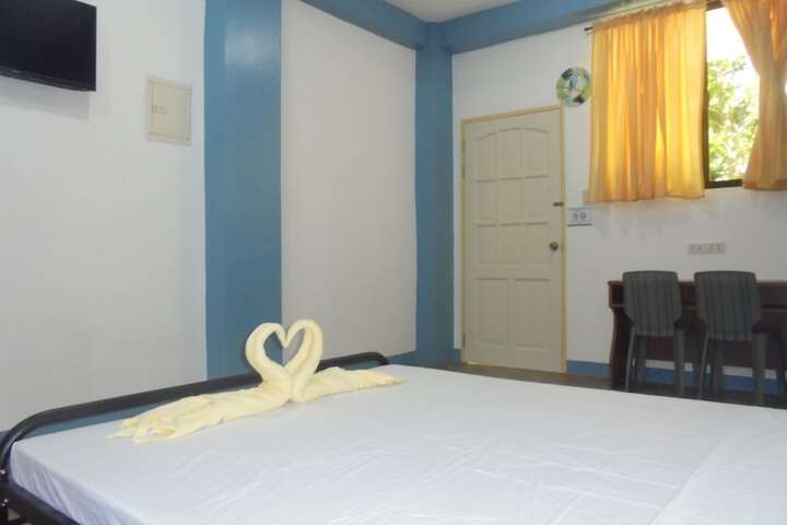 Room 11 of 63