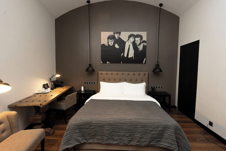 Room 20 of 77