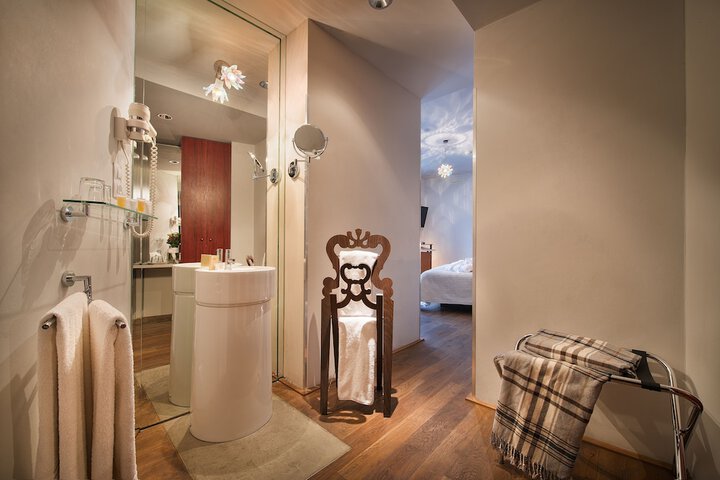 Bath Interior