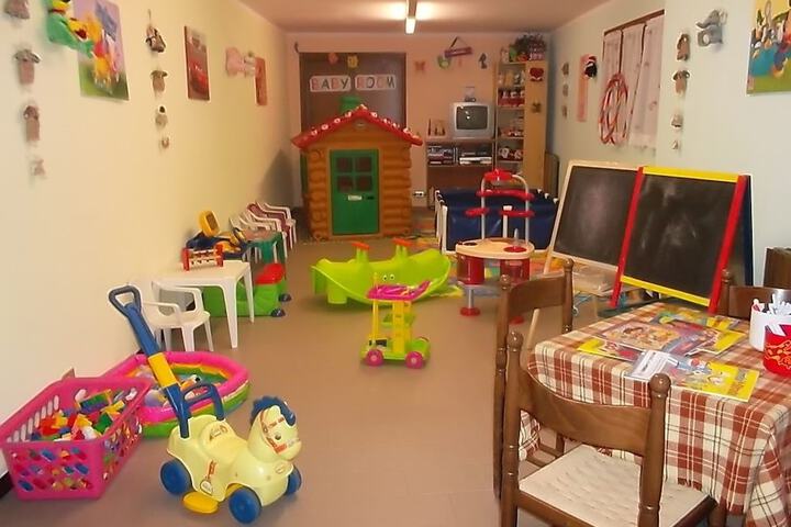 Children's play area - indoor