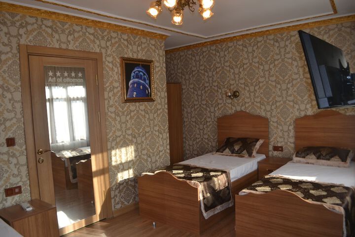 Room 24 of 31