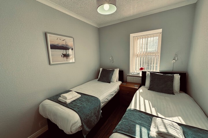 Room 75 of 95