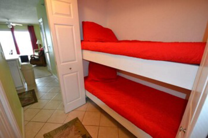 Room 181 of 200