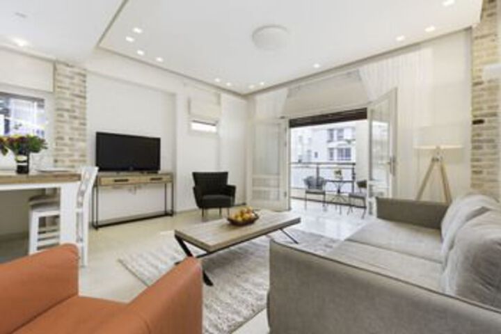 Room 20 of 25