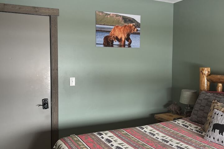 Room 11 of 33