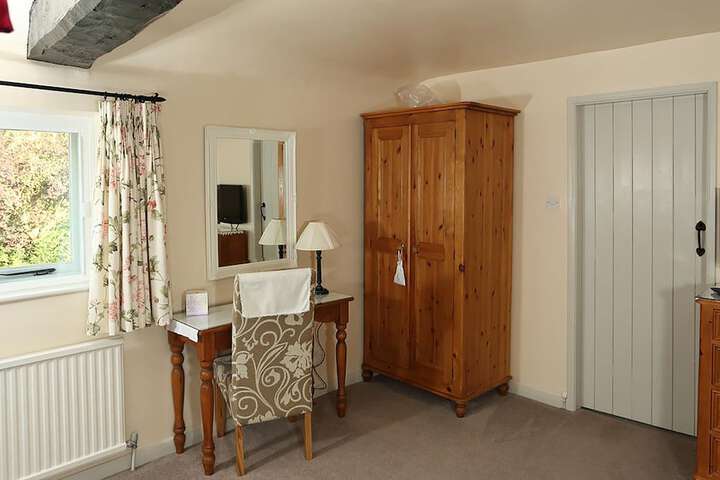 Room 27 of 45