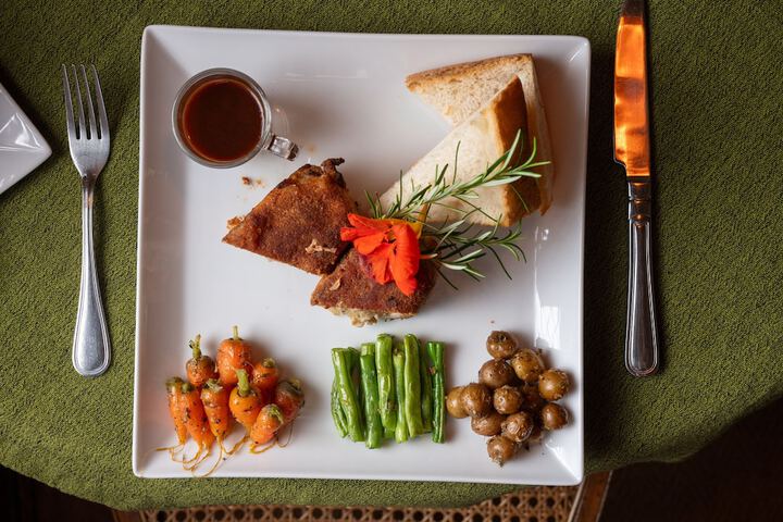 Dining Photos
