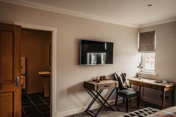 Room 8 of 52