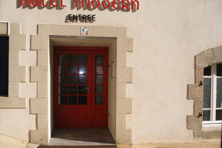Hotel 64 of 71