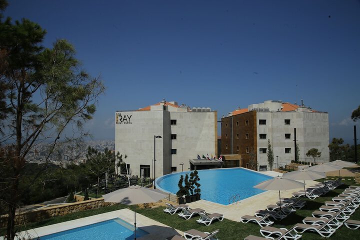 Pool 50 of 101