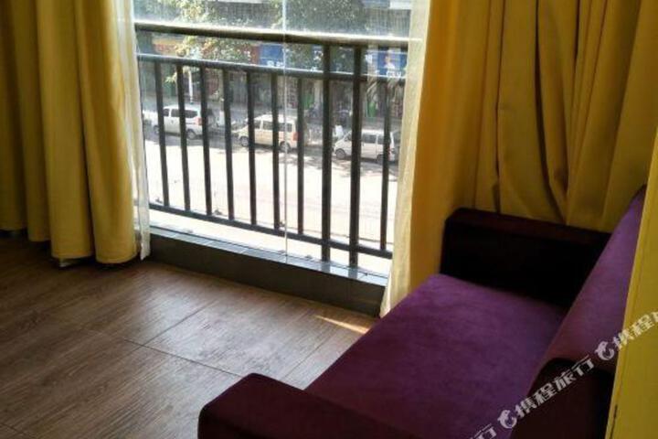 Sams Hotels (Qingyuan Taihe)