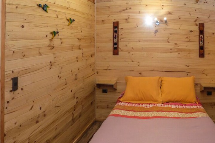 Room 12 of 40