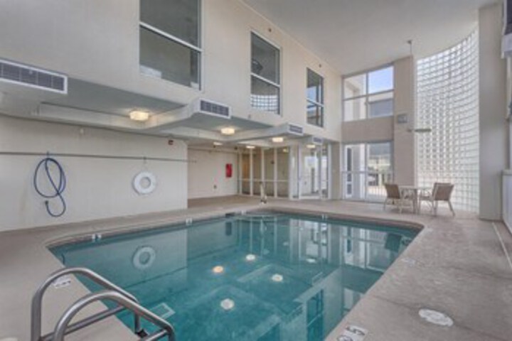 Pool 108 of 169