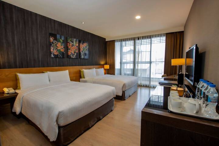 Room 19 of 33
