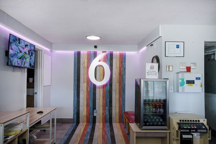 Hotel Interior 4 of 39