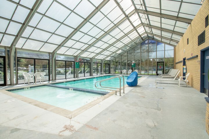 Pool 26 of 51