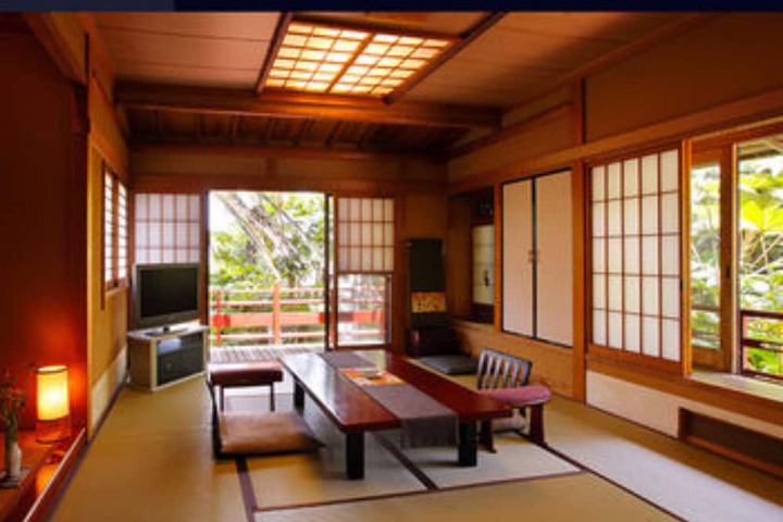 Room 18 of 63
