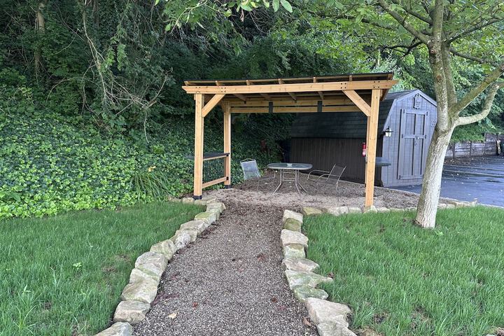 Hotel Exterior 34 of 40