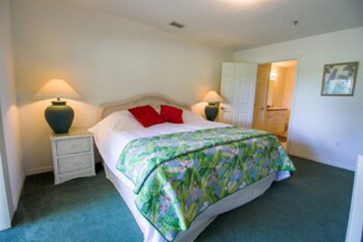 Room 32 of 38