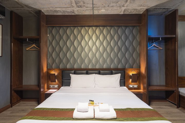Room 12 of 29